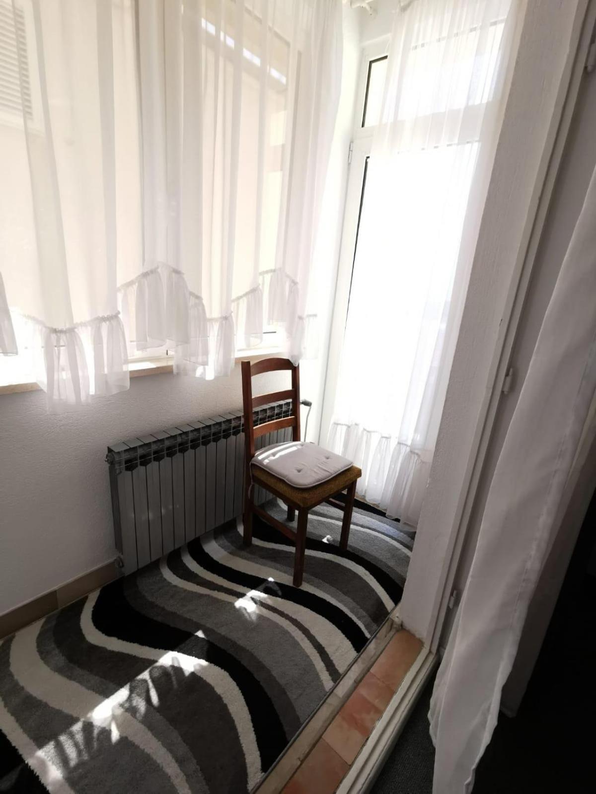Gasthof And With Parking Space - 6767 Makarska